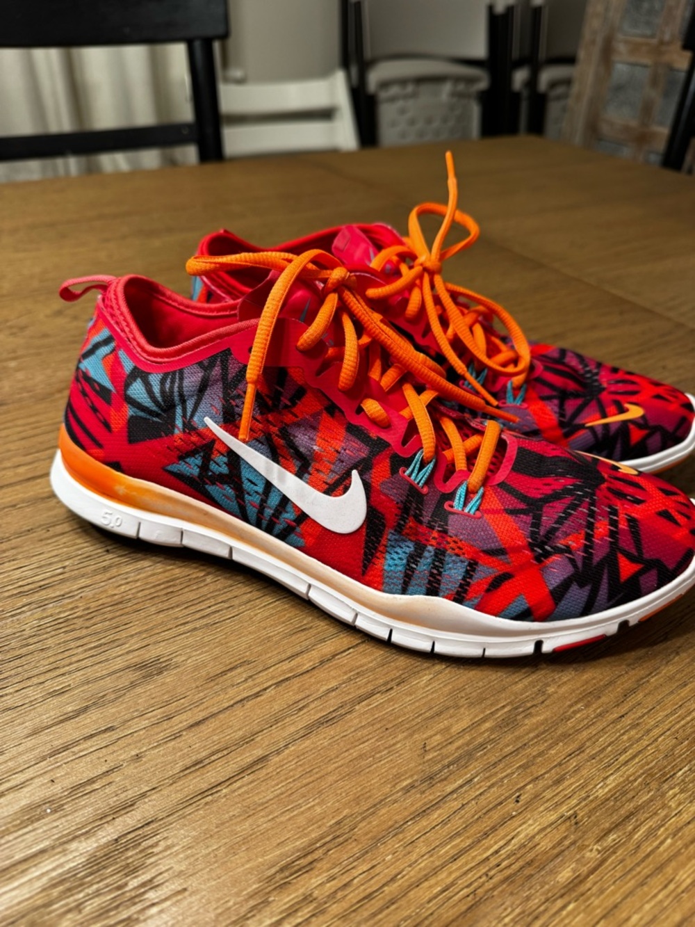Nike Free 5.0 TR 4 Pink and Orange Geometric Athletic Sneakers